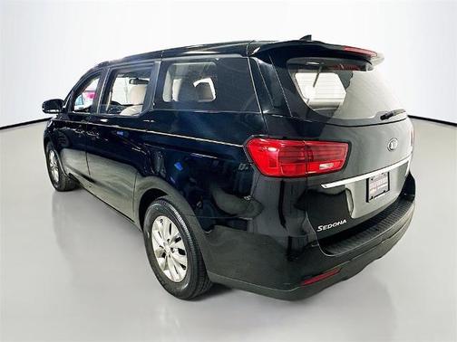 2020 Kia Sedona L