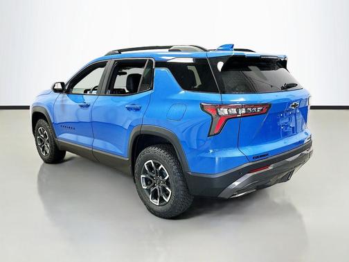 Reef Blue Metallic 2026 Chevrolet Equinox ACTIV