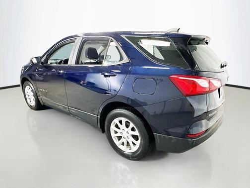 Midnight Blue Metallic 2020 Chevrolet Equinox LS