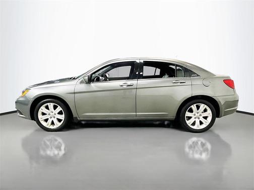 2011 Chrysler 200 Touring