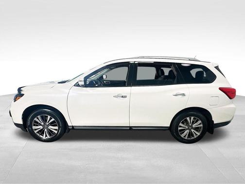 Glacier White 2018 Nissan Pathfinder SV