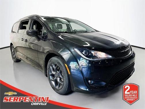 2019 Chrysler Pacifica Touring-L