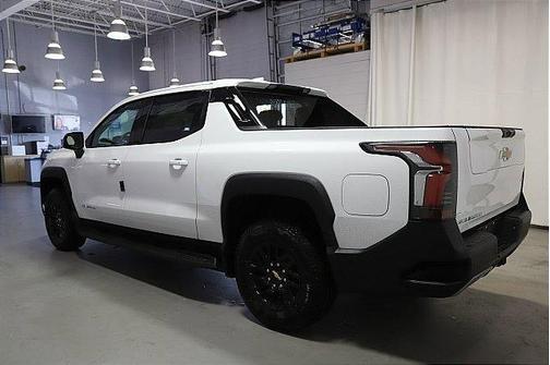 2025 Chevrolet Silverado EV LT