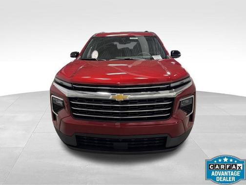 Radiant Red 2027 Chevrolet Traverse LT