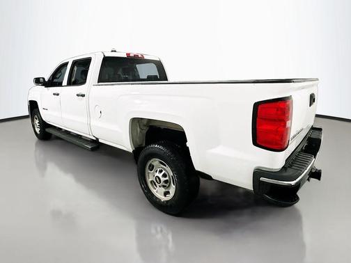 Summit White 2018 Chevrolet Silverado 2500 WT