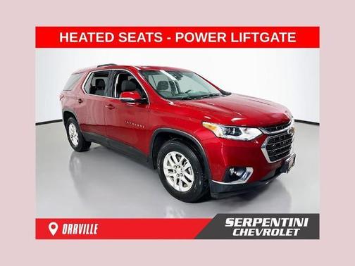 Cajun Red Tintcoat 2018 Chevrolet Traverse LT Cloth