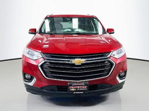 Cajun Red Tintcoat 2018 Chevrolet Traverse LT Cloth