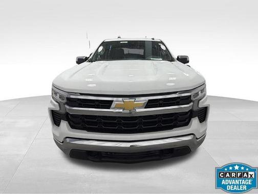 Summit White 2026 Chevrolet Silverado 1500 LT