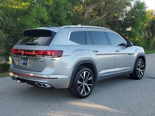 2024 Volkswagen Atlas 2.0T SEL Premium R-Line 4MOTION