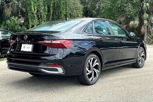 2025 Volkswagen Jetta 1.5T SEL
