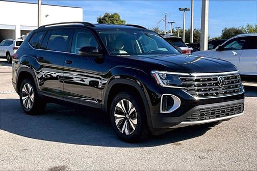 2026 Volkswagen Atlas 2.0T SE