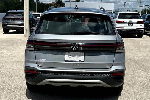 2025 Volkswagen Taos 1.5T S