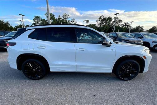 2025 Volkswagen Tiguan 2.0T SE R-Line Black