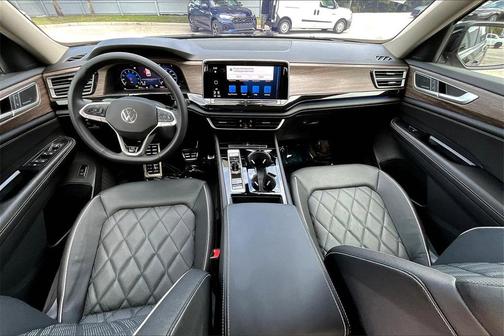 2025 Volkswagen Atlas 2.0T SEL Premium R-Line 4MOTION