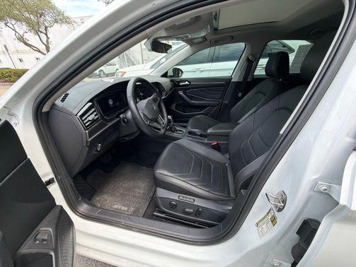 Oryx White Pearl 2022 Volkswagen Jetta 1.5T SEL
