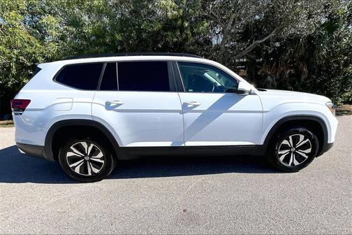 2024 Volkswagen Atlas 2.0T SE