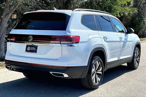 2024 Volkswagen Atlas 2.0T SE