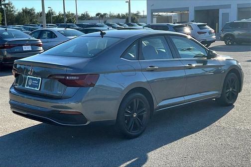 2022 Volkswagen Jetta 1.5T SE