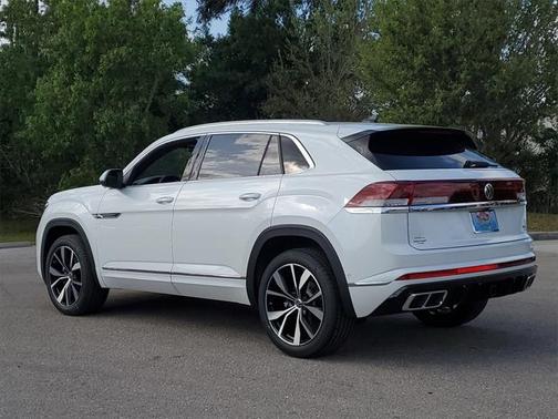 2025 Volkswagen Atlas Cross Sport 2.0T SEL Premium
