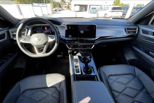 2026 Volkswagen Atlas Cross Sport 2.0T SE w/Technology 4MOTION