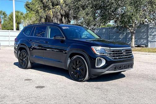 2025 Volkswagen Atlas 2.0T SE w/Technology 4MOTION