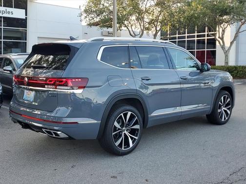 2025 Volkswagen Atlas 2.0T SEL Premium R-Line 4MOTION