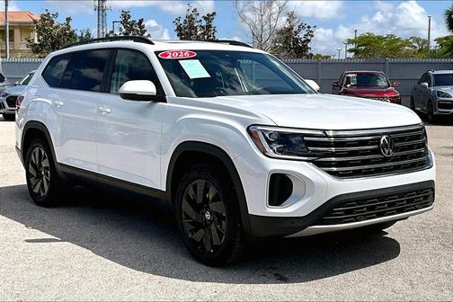 Opal White 2026 Volkswagen Atlas 2.0T SE w/Technology