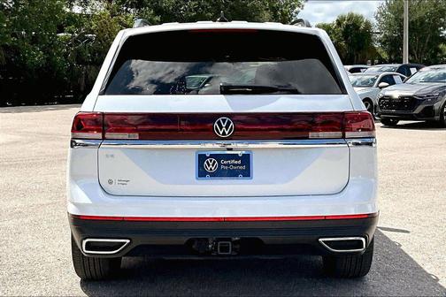 Opal White 2026 Volkswagen Atlas 2.0T SE w/Technology