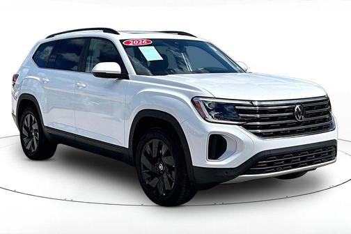 Opal White 2026 Volkswagen Atlas 2.0T SE w/Technology