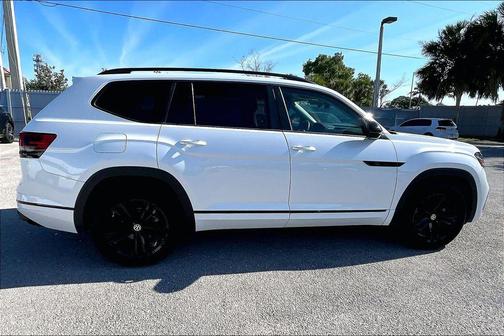 Opal White 2023 Volkswagen Atlas 3.6L SEL
