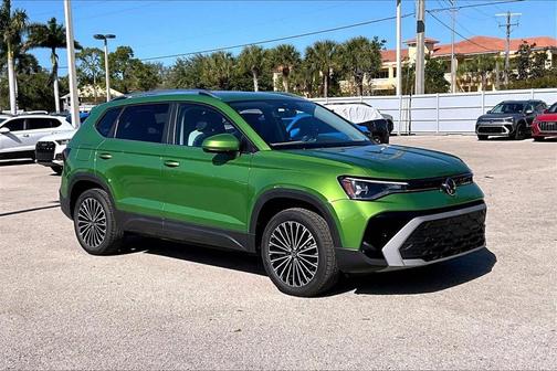 2026 Volkswagen Taos SE