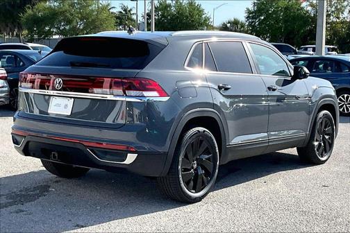 pure gray 2026 Volkswagen Atlas Cross Sport 2.0T SE w/Technology