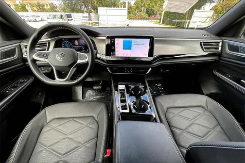 2024 Volkswagen Atlas Cross Sport 2.0T SE w/Technology