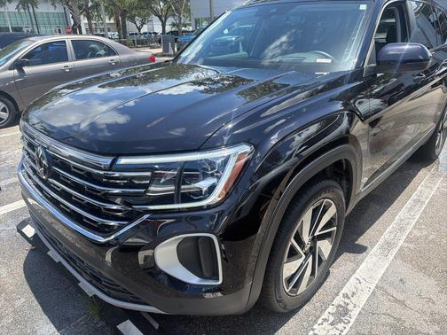 Deep Black Pearl 2025 Volkswagen Atlas 2.0T SEL