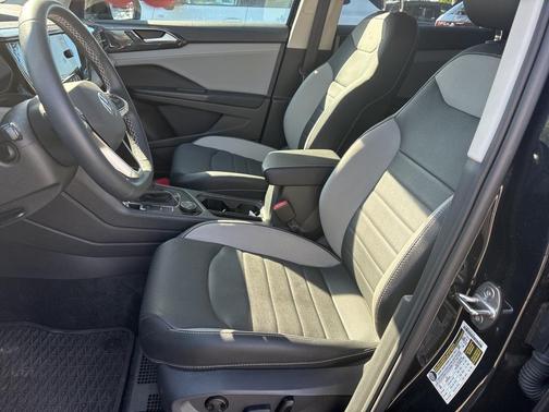 2022 Volkswagen Taos 1.5T SEL