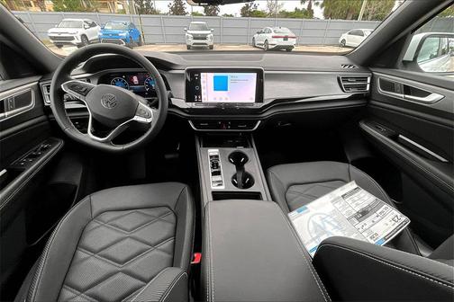 2026 Volkswagen Atlas 2.0T SE