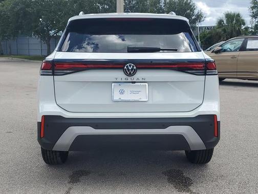 2025 Volkswagen Tiguan 2.0T S