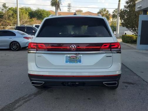 2025 Volkswagen Atlas 2.0T SEL