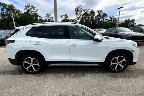 2025 Volkswagen Tiguan 2.0T SE