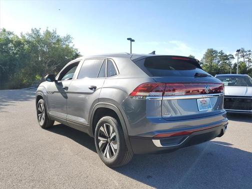 2025 Volkswagen Atlas Cross Sport 2.0T SE