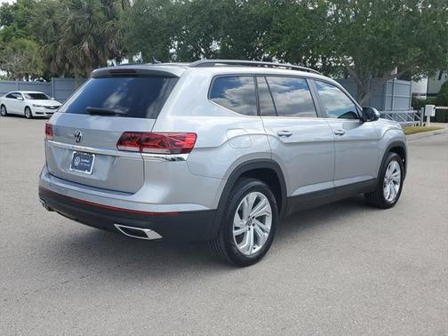 2022 Volkswagen Atlas 2.0T SE w/Technology