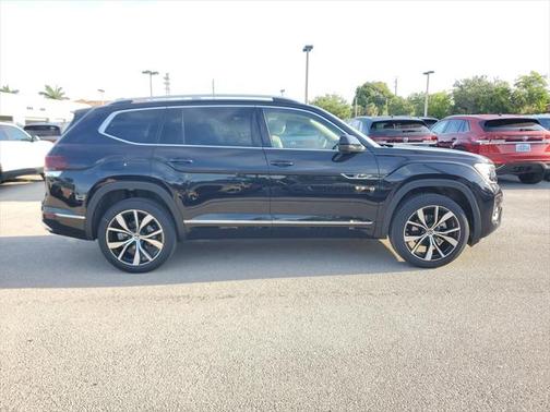 2025 Volkswagen Atlas 2.0T SEL Premium R-Line 4MOTION
