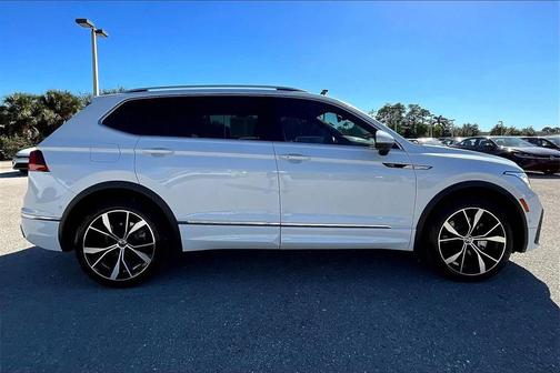 2024 Volkswagen Tiguan 2.0T SEL R-Line 4MOTION