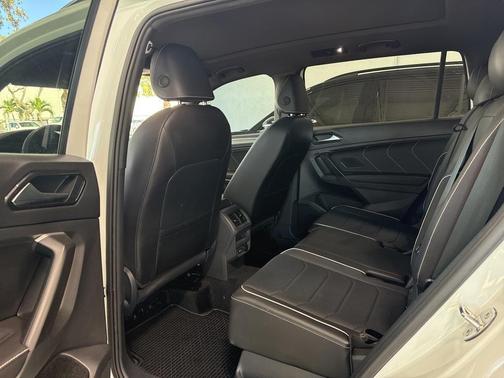 2024 Volkswagen Tiguan 2.0T SEL R-Line 4MOTION