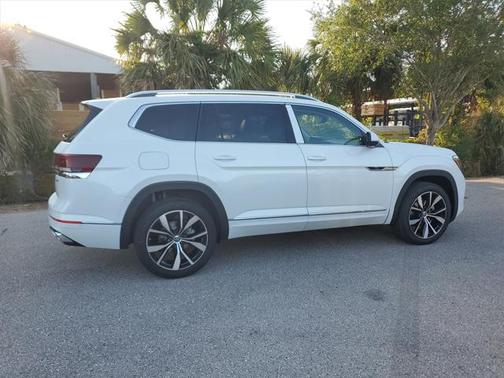 2025 Volkswagen Atlas 2.0T SEL Premium R-Line 4MOTION
