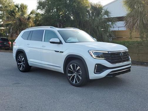 2025 Volkswagen Atlas 2.0T SEL Premium R-Line 4MOTION