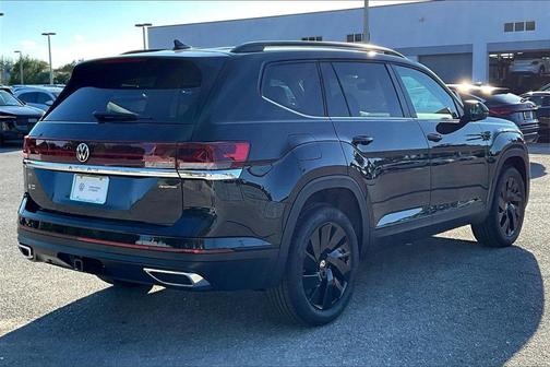 2026 Volkswagen Atlas 2.0T SE w/Technology 4MOTION