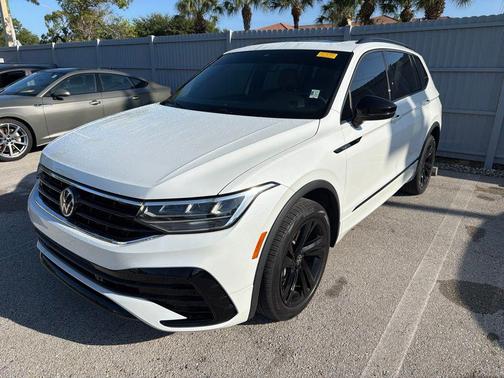 Opal White Pearl 2024 Volkswagen Tiguan 2.0T SE R-Line Black