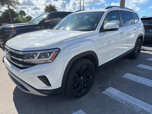 2022 Volkswagen Atlas 3.6L SE w/Technology