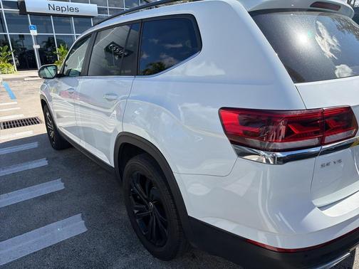 2022 Volkswagen Atlas 3.6L SE w/Technology